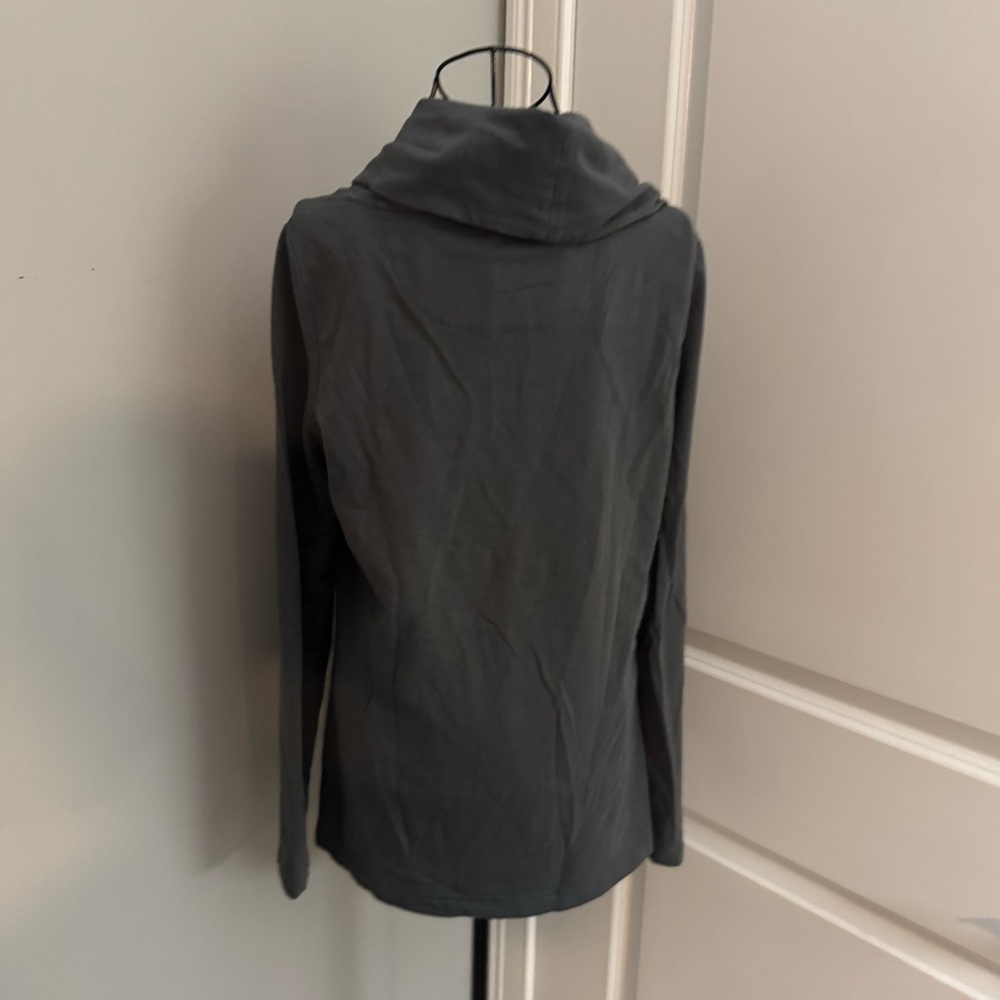 Lands’ End Cowl Gray Long Sleeve Top Size Small - Picture 3 of 4